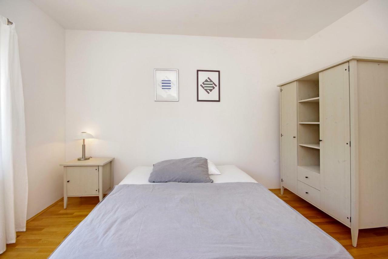 Manuela Apartment Podstrana Exterior photo