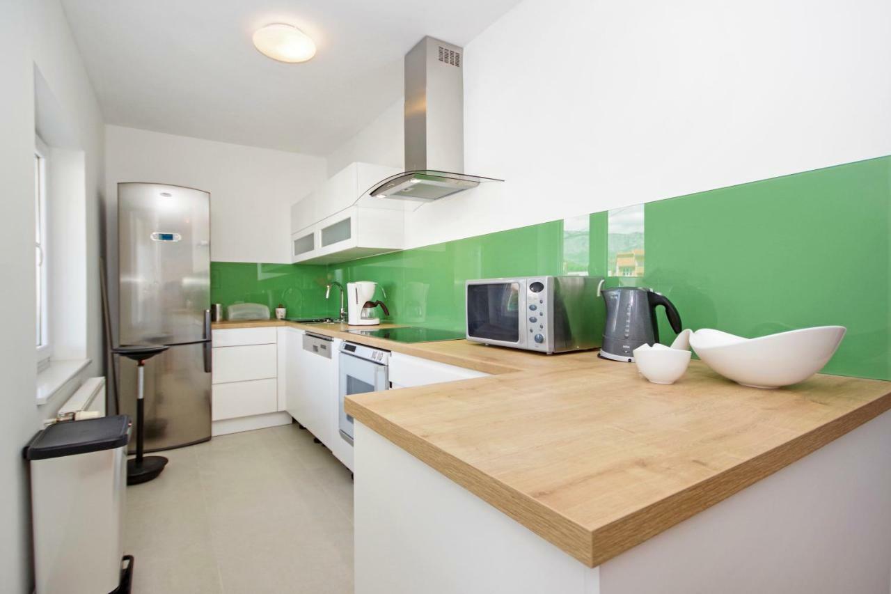Manuela Apartment Podstrana Exterior photo